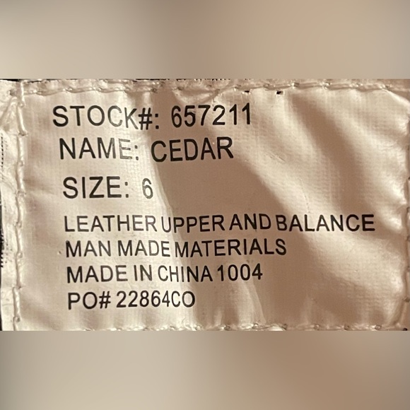 Itasca CedarThinsulate Women’s winter sz 6 part leather upper. - Picture 7 of 11